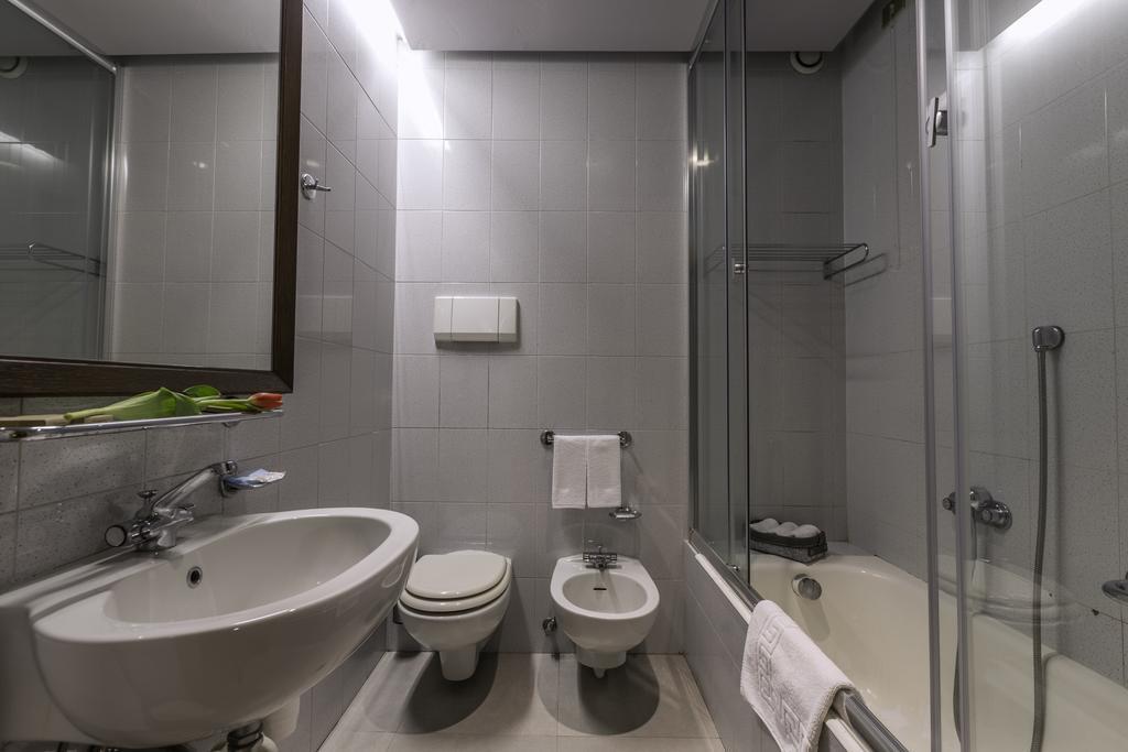 Capo Horn Hotel Boario Terme Eksteriør billede
